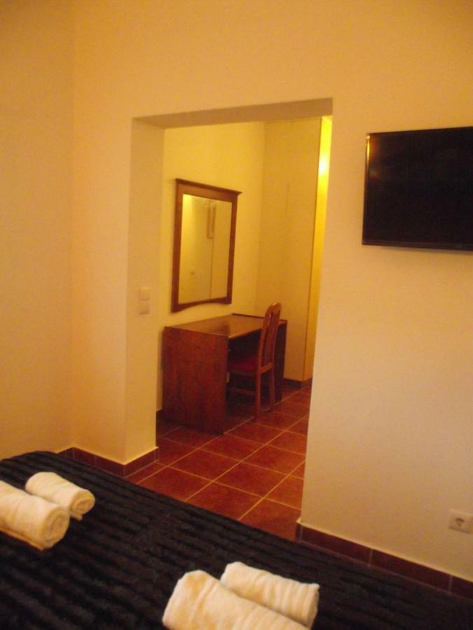 A Casa Dos Avôs Suites&breakfast